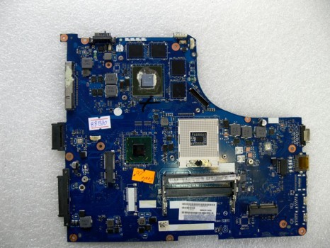 MB BAD - донор Lenovo IdeaPad Y500 QIQY6 D03 (?) QIQY6 LA-8692P REV:1.0, nVidia N13P-GT1-A2, 8 ЧИПОВ (?)