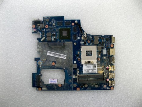 MB BAD - донор Lenovo IdeaPad G780 QIWG7 D09 (11S90001554Z) QIWG7 LA-7983P REV:1.0, nVidia N13P-GLR-A1, 8 ЧИПОВ Samsung K4W2G1646E-BC11