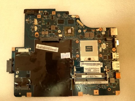 MB BAD - донор Lenovo IdeaPad G560, Z560 NIWE2 LA-5752P (11S11012256Z, 11S102001059Z) NIWE2 LA-5752P REV. 1.0., nVidia N11M-GE2-S-B, Intel SLGZS BD82HM55, 4 чипа Hynix H5TQ2G63BFR