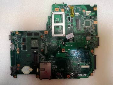 MB BAD - донор Asus N61VN MB_0M REV: 2.1., Intel SLB97 AC82PM45, Intel SLB8Q AF82801IBM, 8 чипов Hynix H5TQ1G63BFR - снято что-то