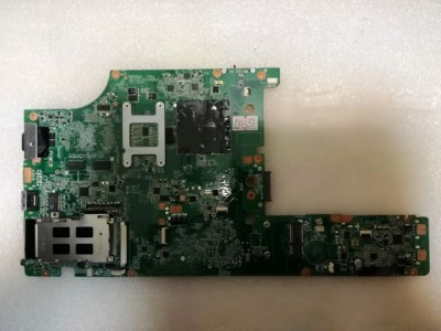 MB BAD - донор Lenovo ThinkPad Edge E40 (FRU: 63Y2134) ATI 216-0728018, 4 чипа Samsung K4W1G1646E-HC12 - снято что-то MB BAD - донор Lenovo ThinkPad Edge E40 (FRU: 63Y2134) ATI 216-0728018, 4 чипа Samsung K4W1G1646E-HC12 - снято что-то