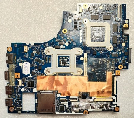 MB BAD - под восстановление Acer Aspire 4830 4830G 4830T 4830TG (3MMFG:140 P4LJ0 D04) PALJ0 LA-7231P REV: 1. 0, Intel SLJ4P, nVidia N12P-GS-A1, 8 чипов hynix H5TQ1G63DFR 11C 126A