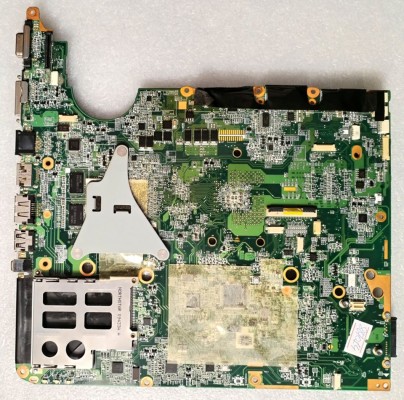MB BAD - донор HP Pavilion DV6-2019ER (571187-001 7F09B4) DAUT1AMB6E1 REV: E, ATI 218-0729042, AMD 215-0752007, AMD 218-0660017, 8 чипов Samsung K4W1G1646D-EC15