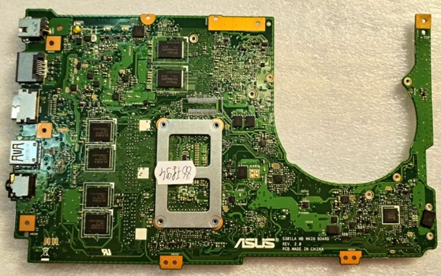MB BAD - под восстановление Asus S301LP (60NB0350-MB2110-204, 31EXAMB00I0), S301LA MB MAIN BOARD REV. 2. 0, Intel SR16Q, AMD 216-0842054, 4 чипа SK hynix H5TC4G63AFR 11C 331V, 8 чипов ELPIDA J4208EFBG-GNL-F, сколы на GPU
